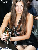 Upskirt spy porn shots of amateurs