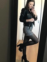 Amateurs in sexy nylons #106